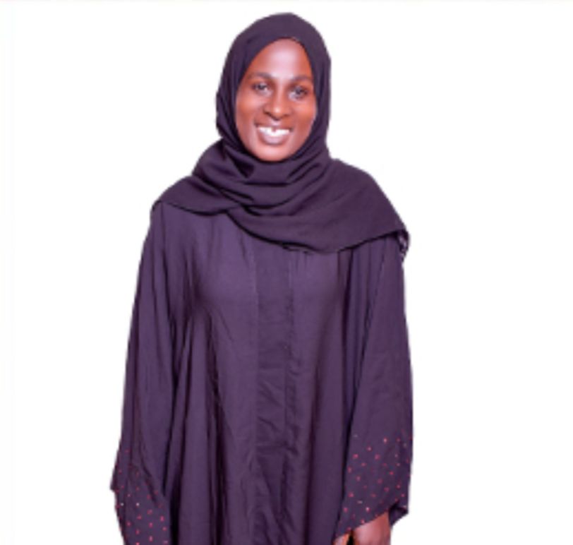 صورة الخادمة