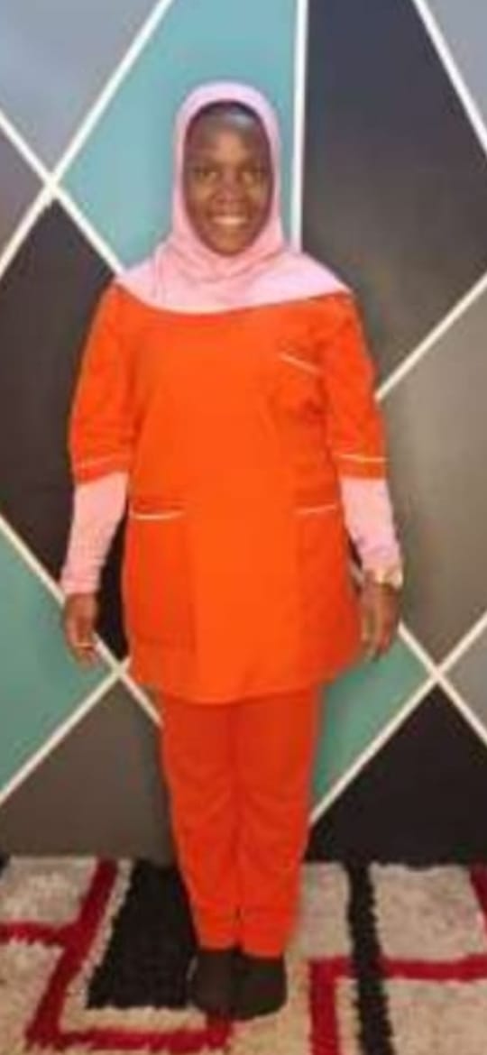 صورة الخادمة